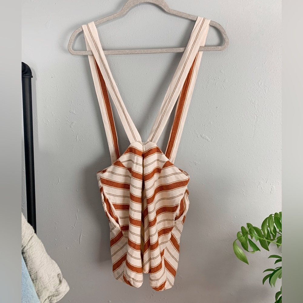 Urban Outfitters // NWT romper shorts - Picture 9 of 10